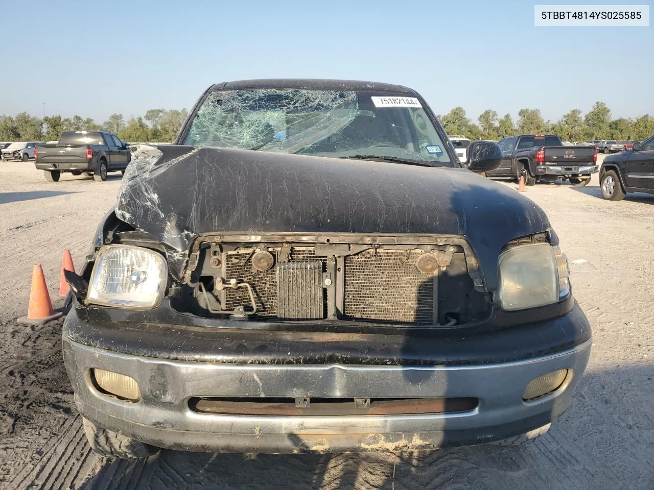 2000 Toyota Tundra Access Cab Limited VIN: 5TBBT4814YS025585 Lot: 75182144