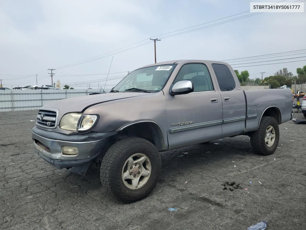 2000 Toyota Tundra Access Cab VIN: 5TBRT3418YS061777 Lot: 75703304