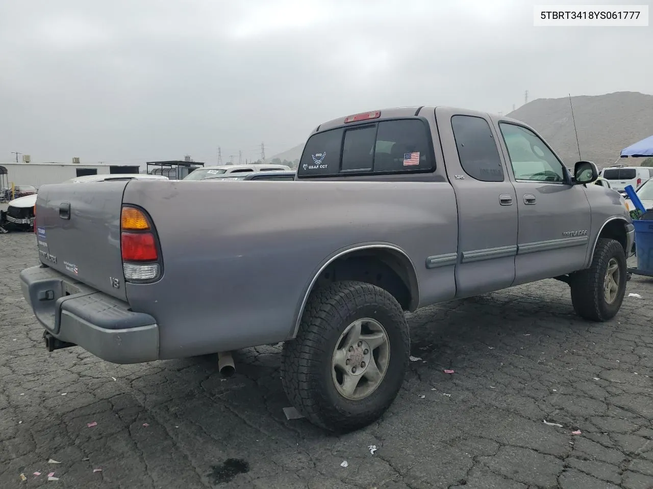 2000 Toyota Tundra Access Cab VIN: 5TBRT3418YS061777 Lot: 75703304