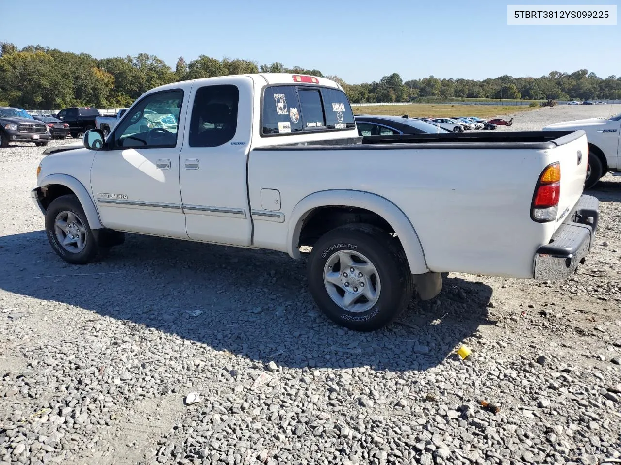 2000 Toyota Tundra Access Cab Limited VIN: 5TBRT3812YS099225 Lot: 77214324