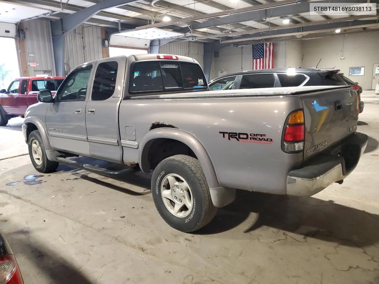 2000 Toyota Tundra Access Cab Limited VIN: 5TBBT4816YS038113 Lot: 79455154