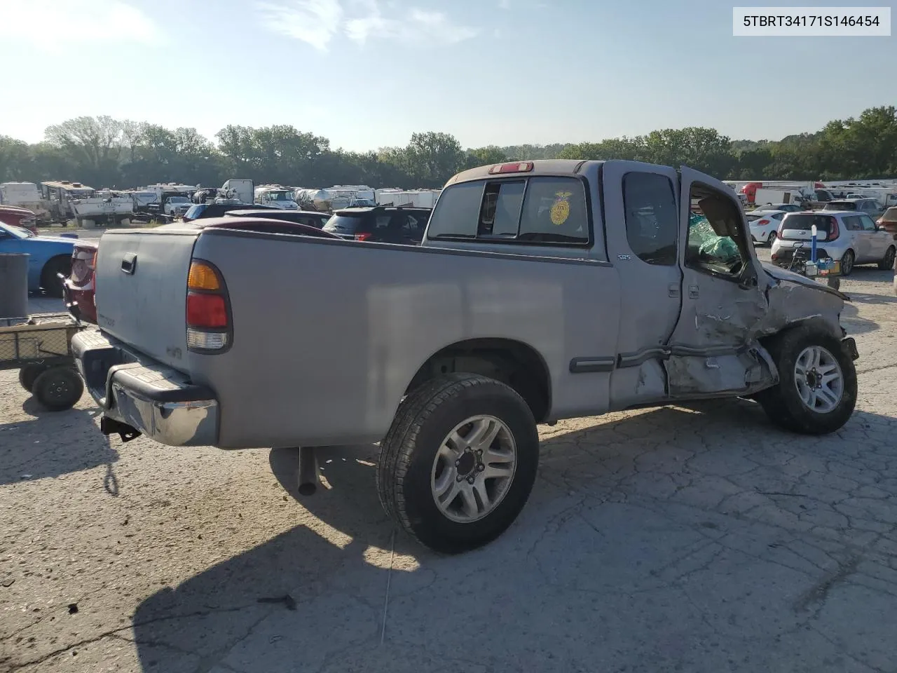 2001 Toyota Tundra Access Cab VIN: 5TBRT34171S146454 Lot: 68769544