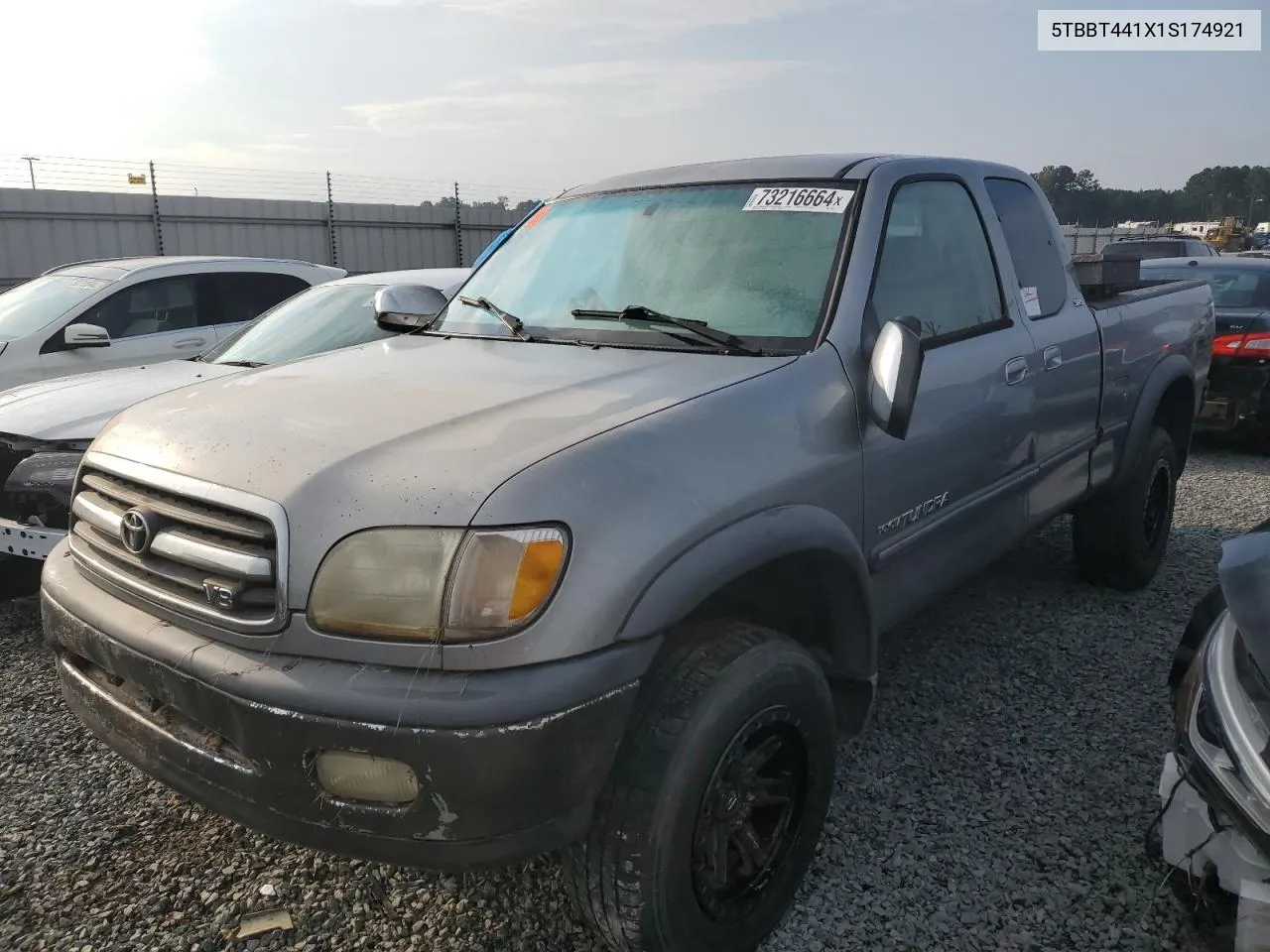 2001 Toyota Tundra Access Cab VIN: 5TBBT441X1S174921 Lot: 73216664