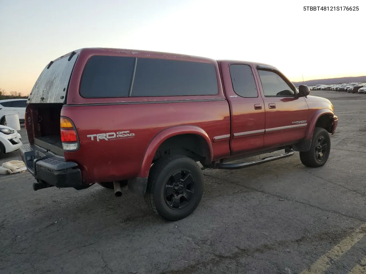 2001 Toyota Tundra Access Cab Limited VIN: 5TBBT48121S176625 Lot: 80222904