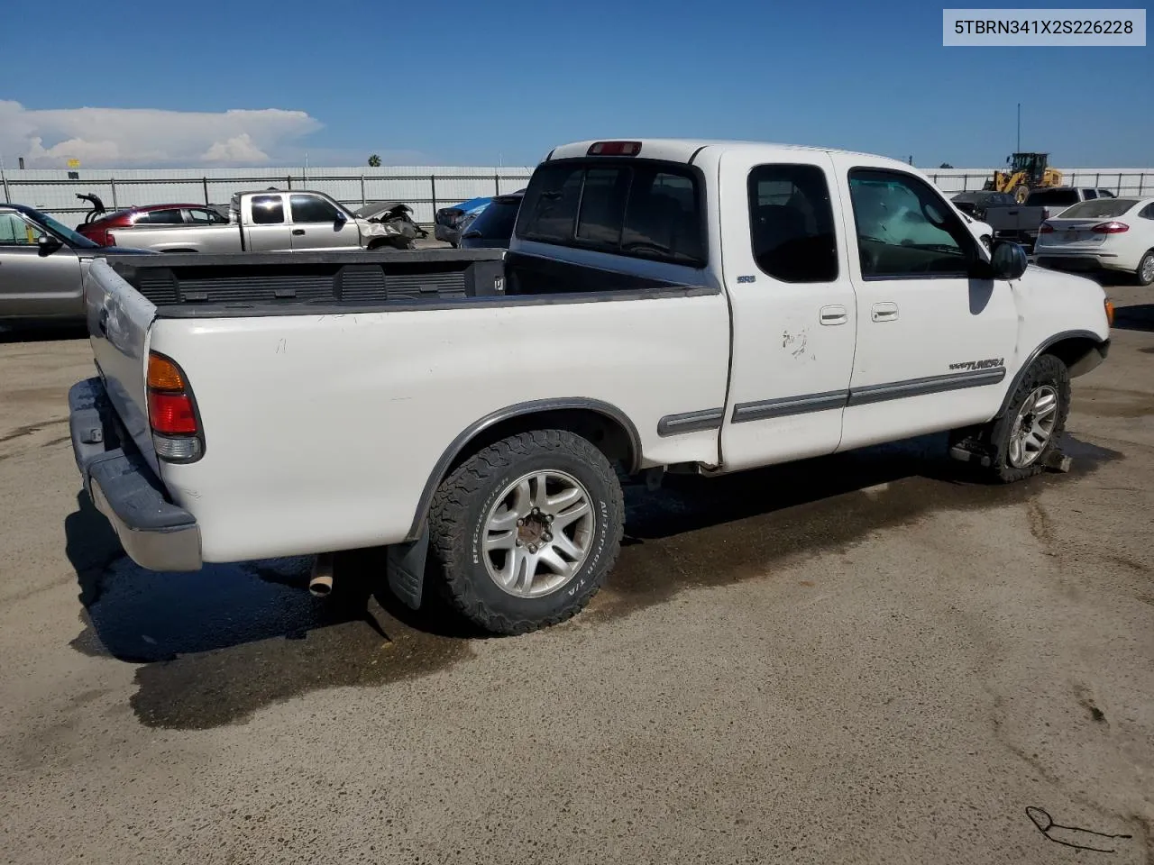 5TBRN341X2S226228 2002 Toyota Tundra Access Cab Sr5