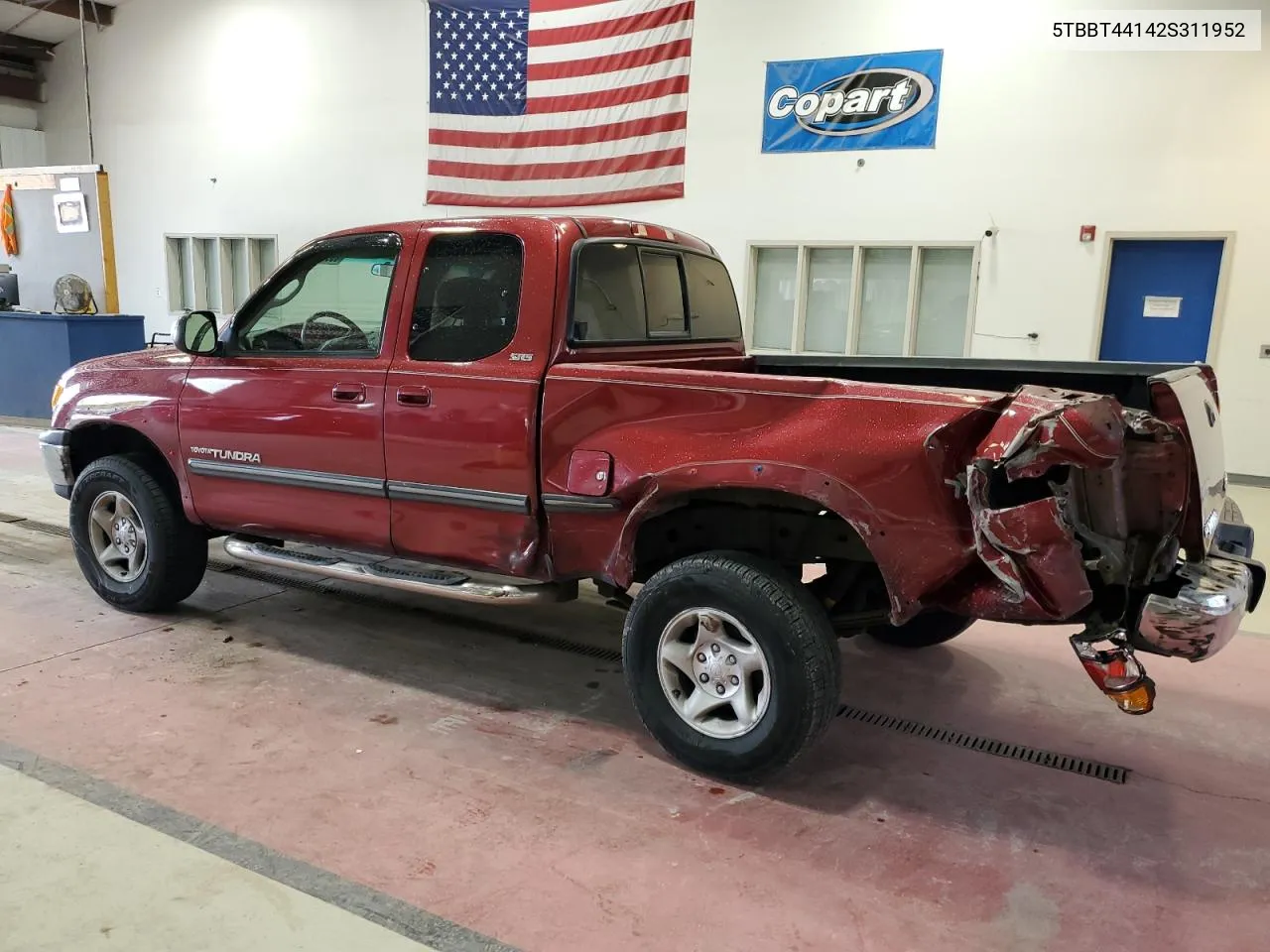 2002 Toyota Tundra Access Cab VIN: 5TBBT44142S311952 Lot: 69920274