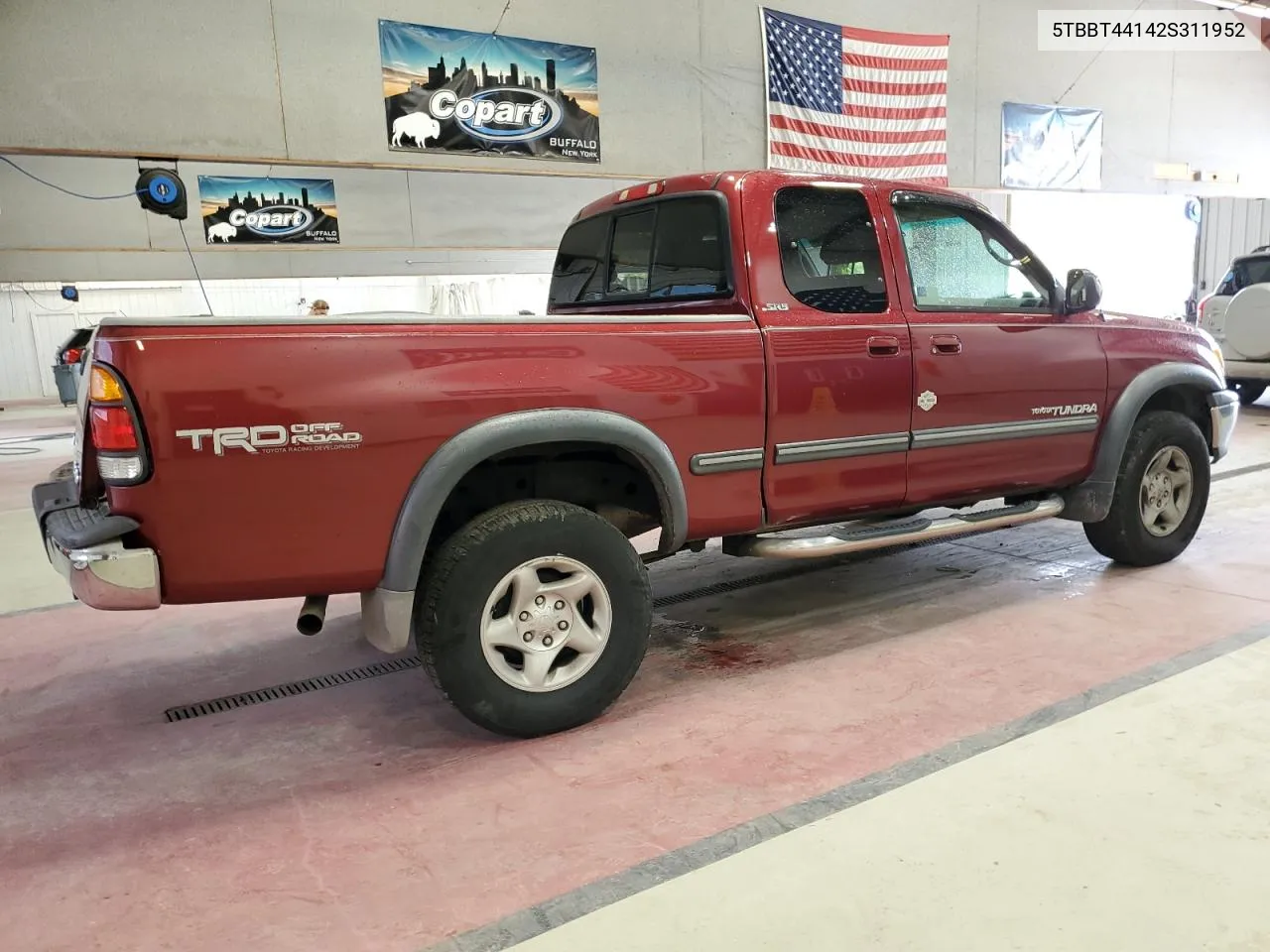 2002 Toyota Tundra Access Cab VIN: 5TBBT44142S311952 Lot: 69920274