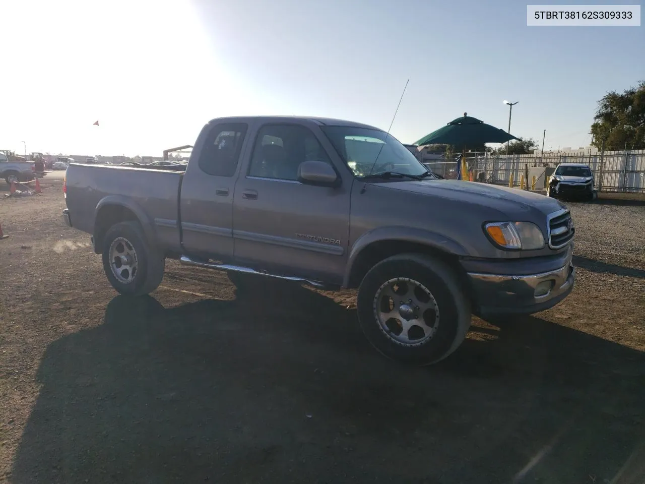 2002 Toyota Tundra Access Cab Limited VIN: 5TBRT38162S309333 Lot: 72999184