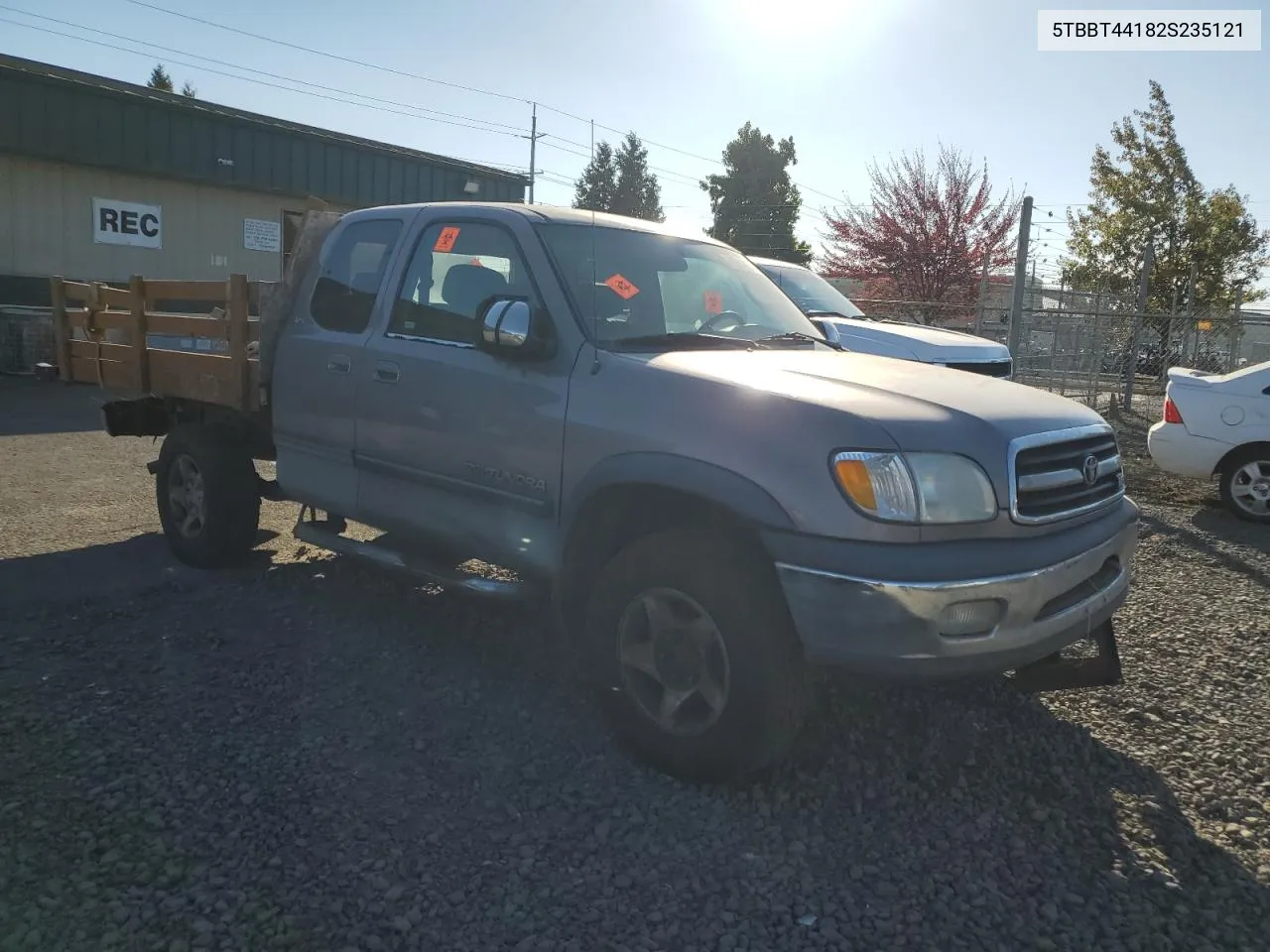 2002 Toyota Tundra Access Cab VIN: 5TBBT44182S235121 Lot: 73614424