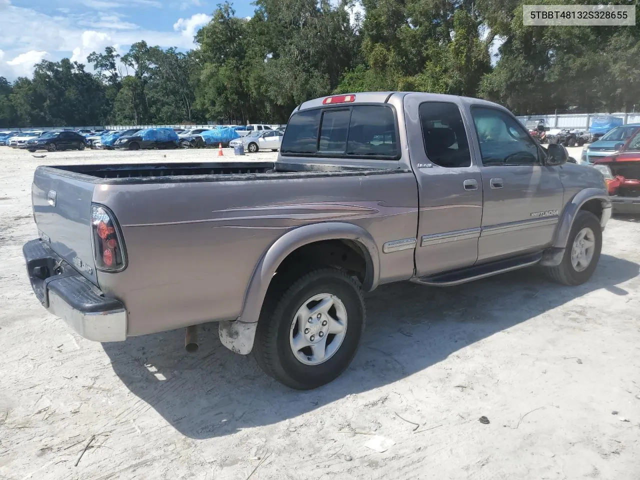 2002 Toyota Tundra Access Cab Limited VIN: 5TBBT48132S328655 Lot: 74176064