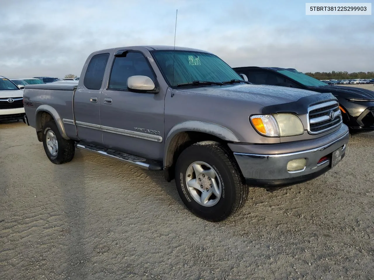 2002 Toyota Tundra Access Cab Limited VIN: 5TBRT38122S299903 Lot: 79517384