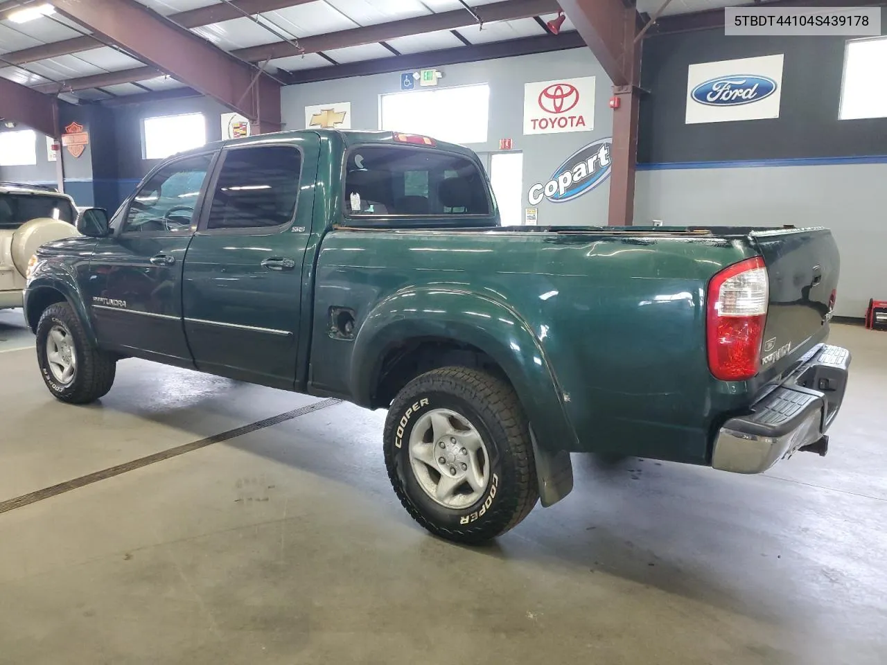 2004 Toyota Tundra Double Cab Sr5 VIN: 5TBDT44104S439178 Lot: 72400984