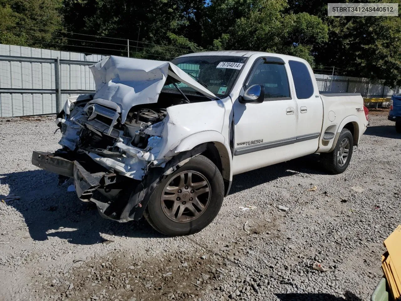 2004 Toyota Tundra Access Cab Sr5 VIN: 5TBRT34124S440512 Lot: 76704014