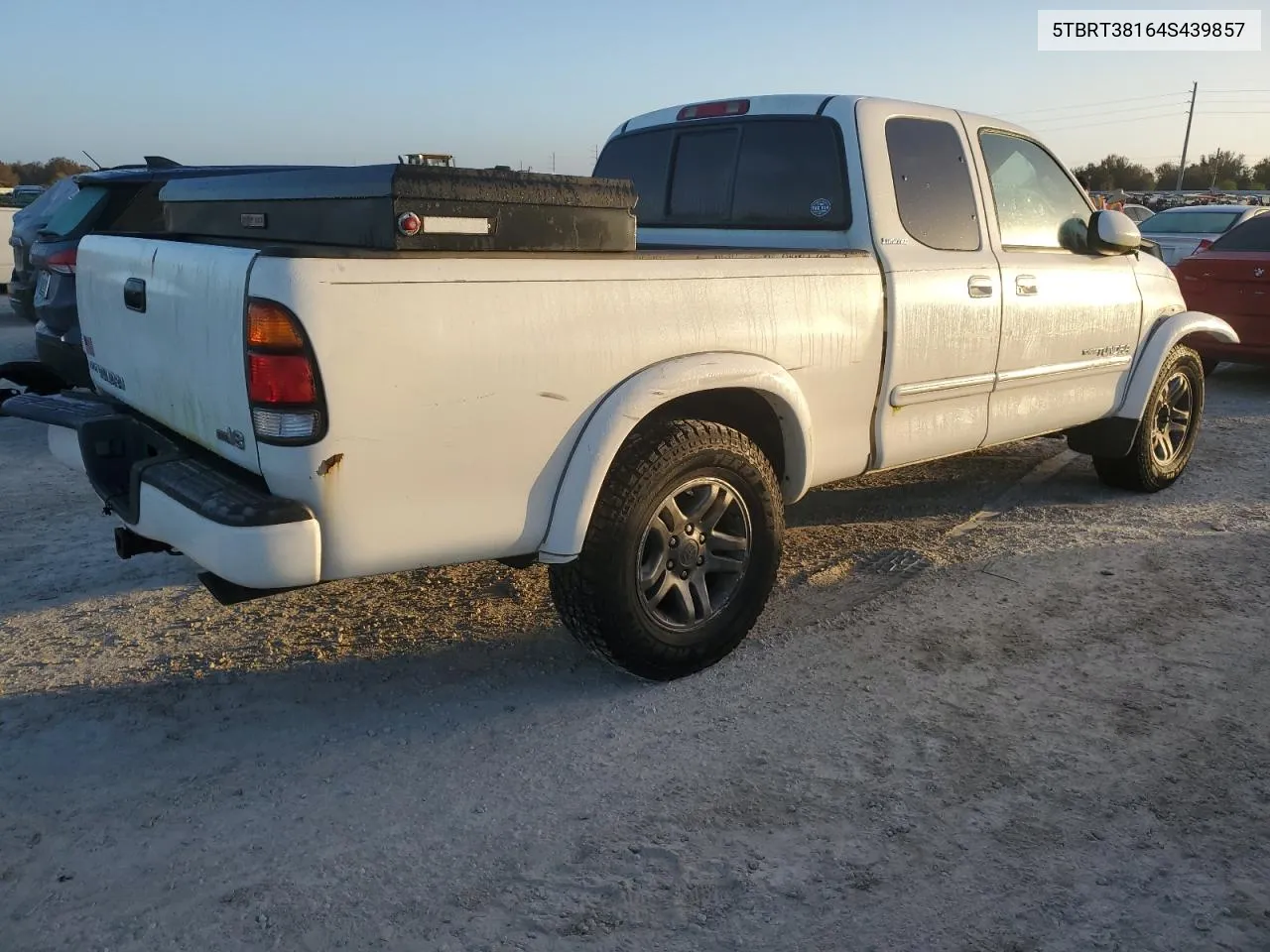 2004 Toyota Tundra Access Cab Limited VIN: 5TBRT38164S439857 Lot: 78671864