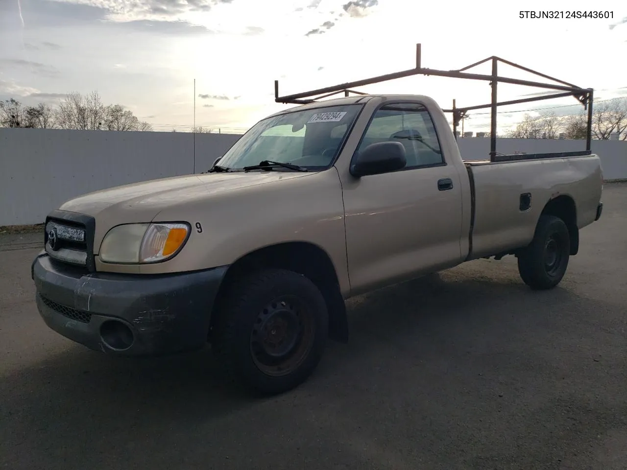 2004 Toyota Tundra VIN: 5TBJN32124S443601 Lot: 79429294