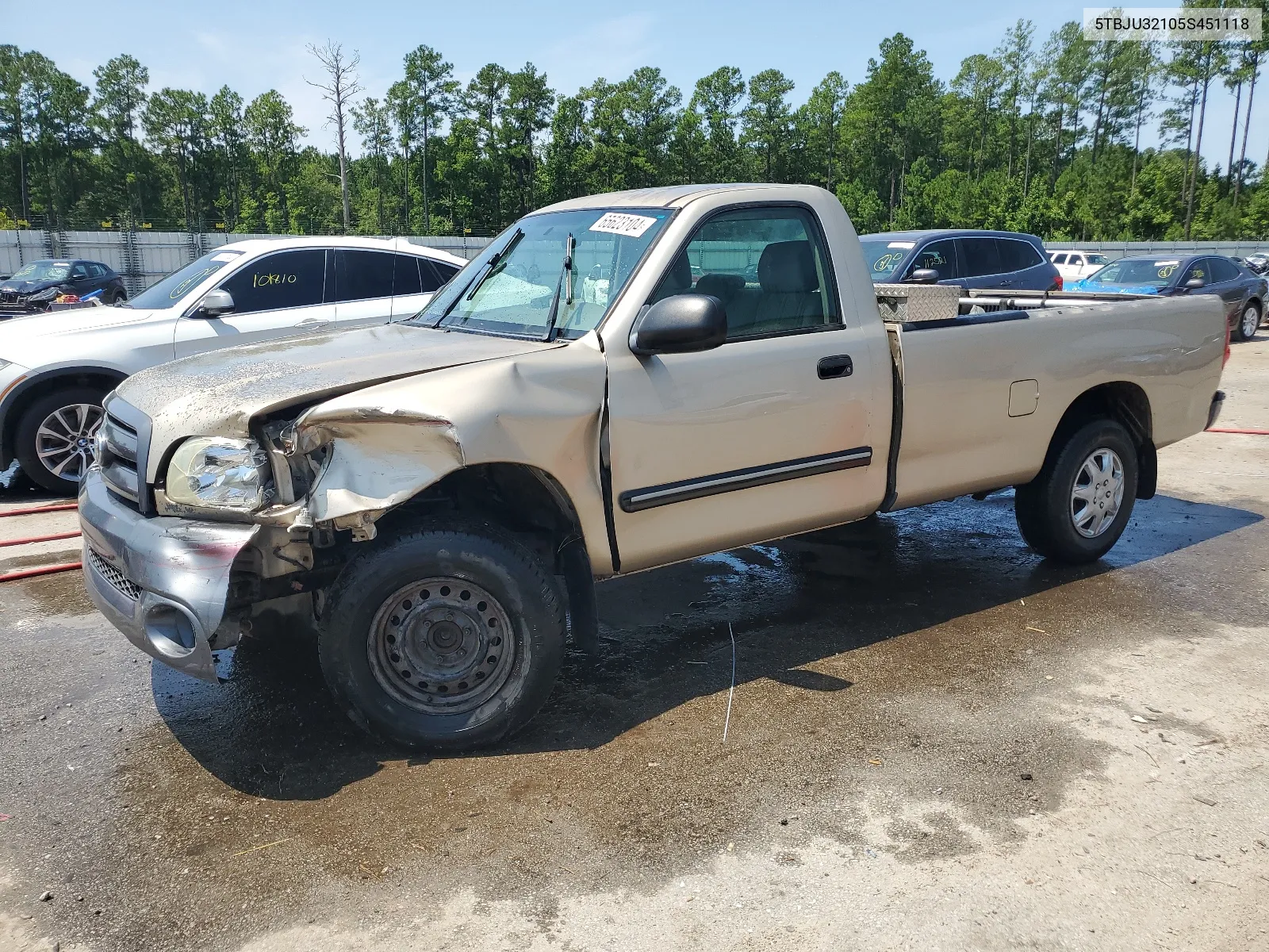 2005 Toyota Tundra VIN: 5TBJU32105S451118 Lot: 65623104