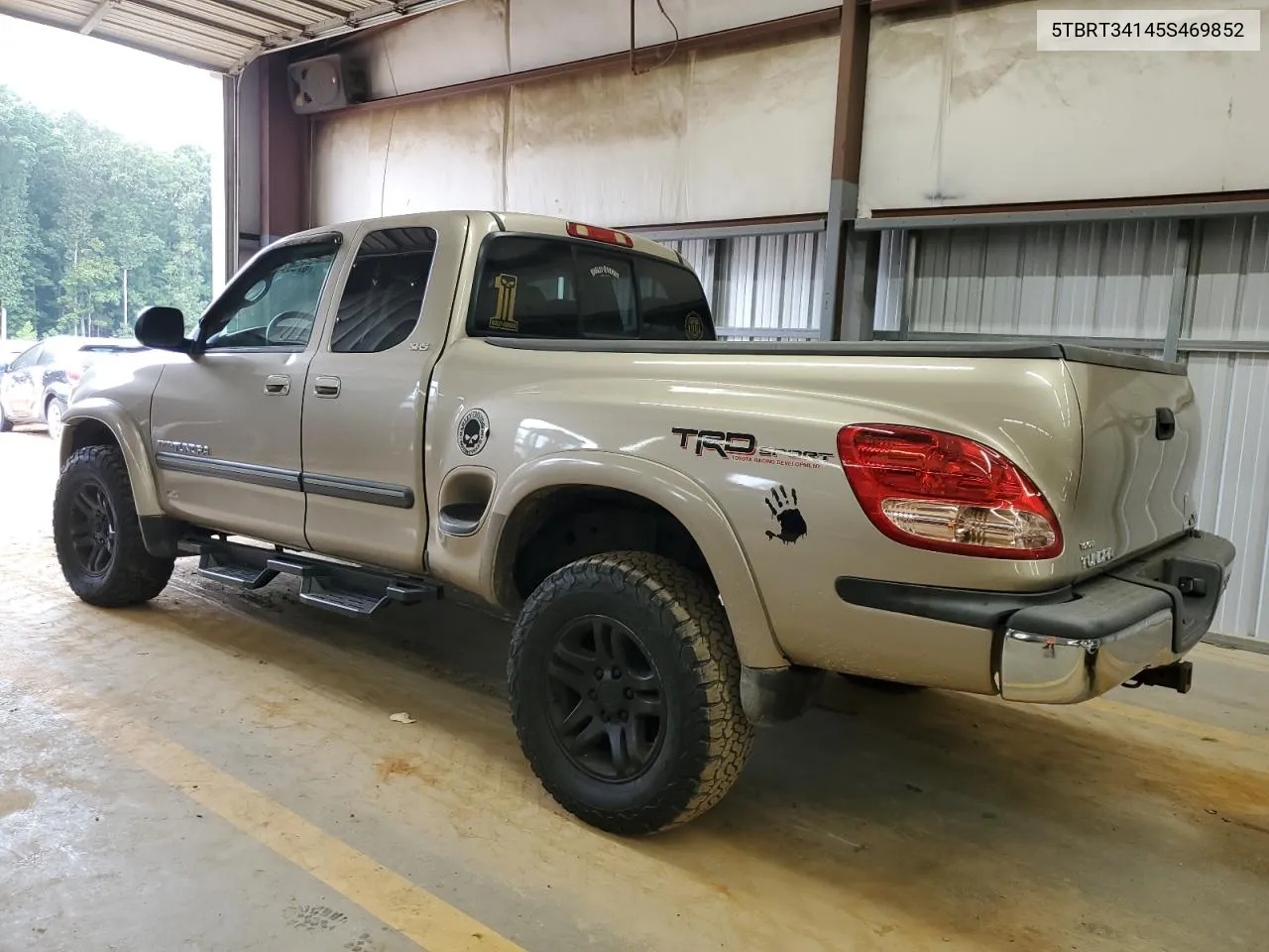 2005 Toyota Tundra Access Cab Sr5 VIN: 5TBRT34145S469852 Lot: 67692504