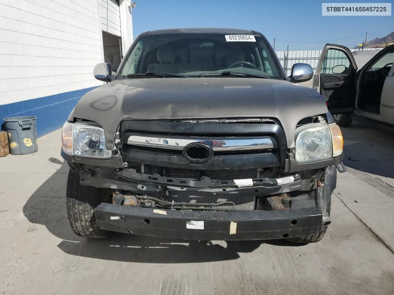 2005 Toyota Tundra Access Cab Sr5 VIN: 5TBBT44165S457225 Lot: 69230654