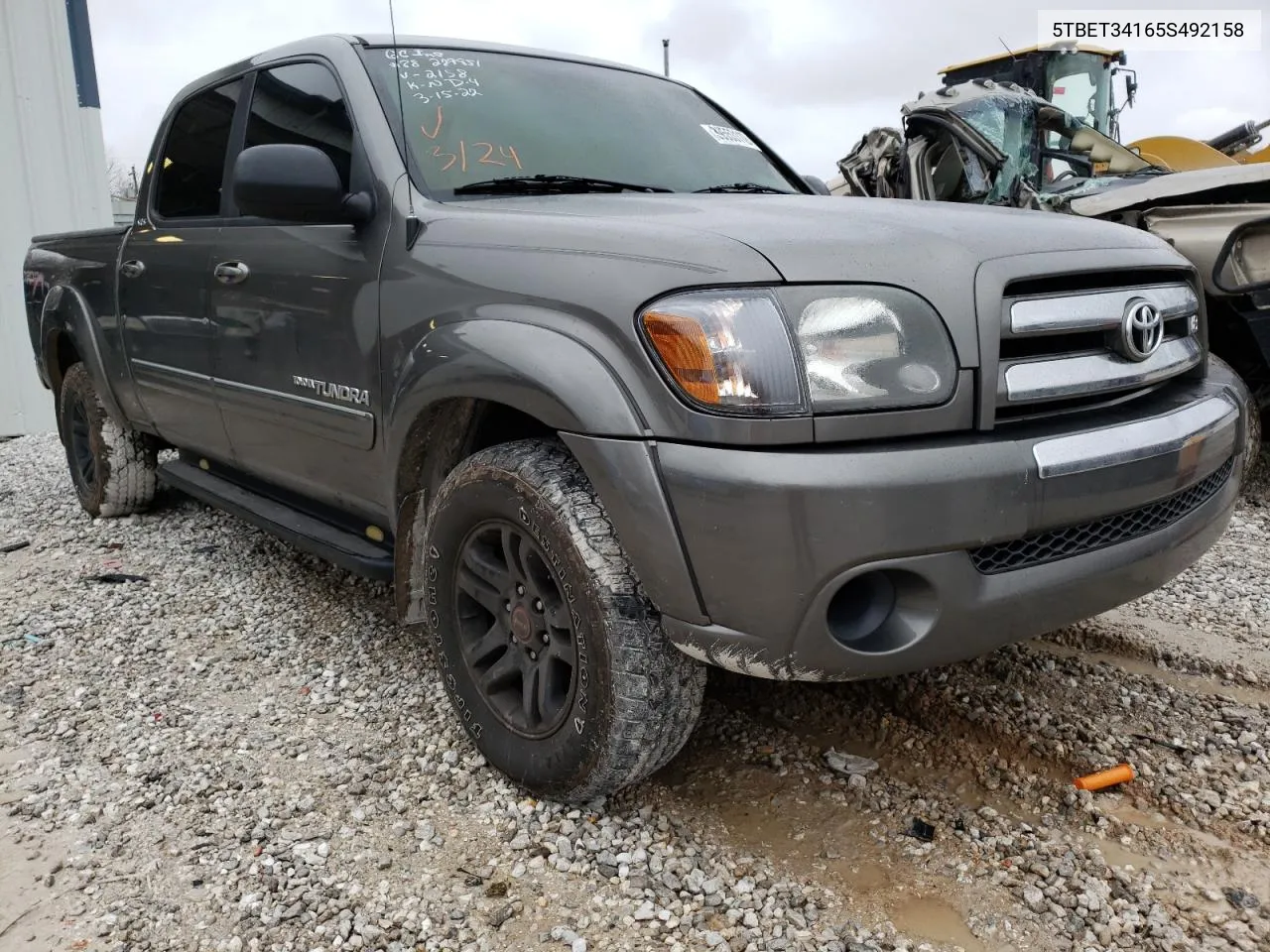 2005 Toyota Tundra Double Cab Sr5 VIN: 5TBET34165S492158 Lot: 69673932