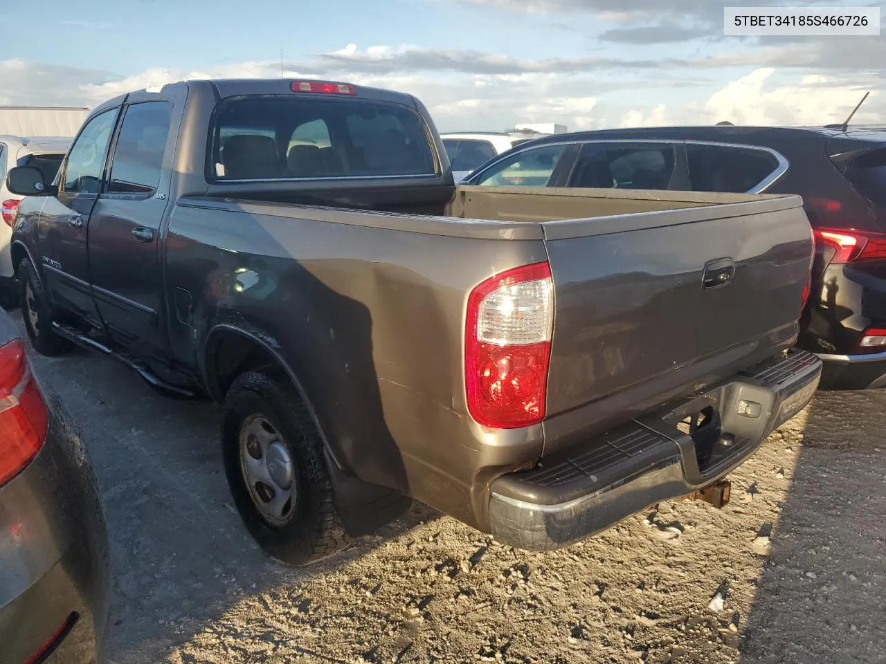 2005 Toyota Tundra Double Cab Sr5 VIN: 5TBET34185S466726 Lot: 76923844