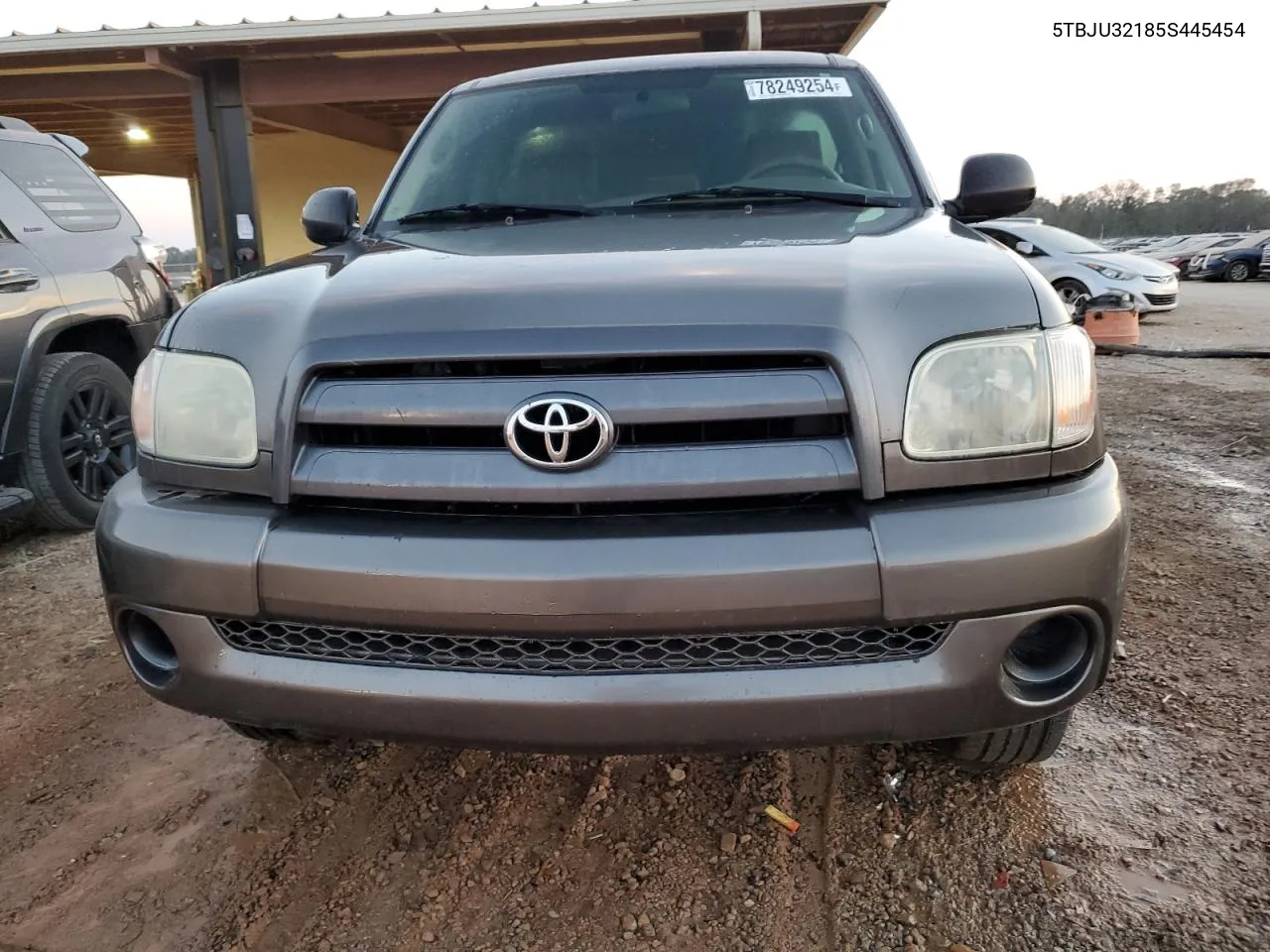 2005 Toyota Tundra VIN: 5TBJU32185S445454 Lot: 78249254