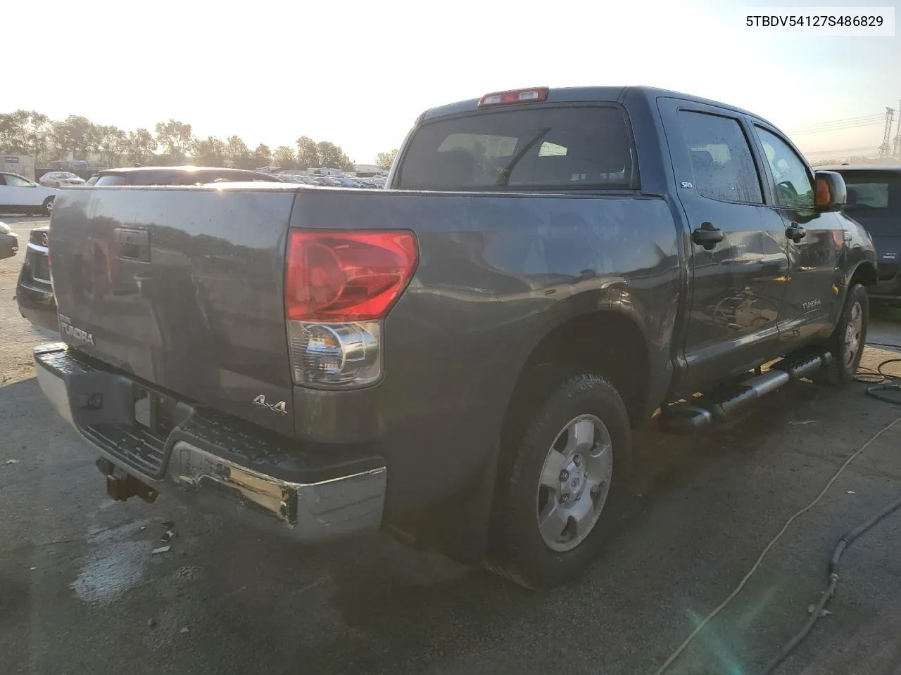 2007 Toyota Tundra Crewmax Sr5 VIN: 5TBDV54127S486829 Lot: 76494394