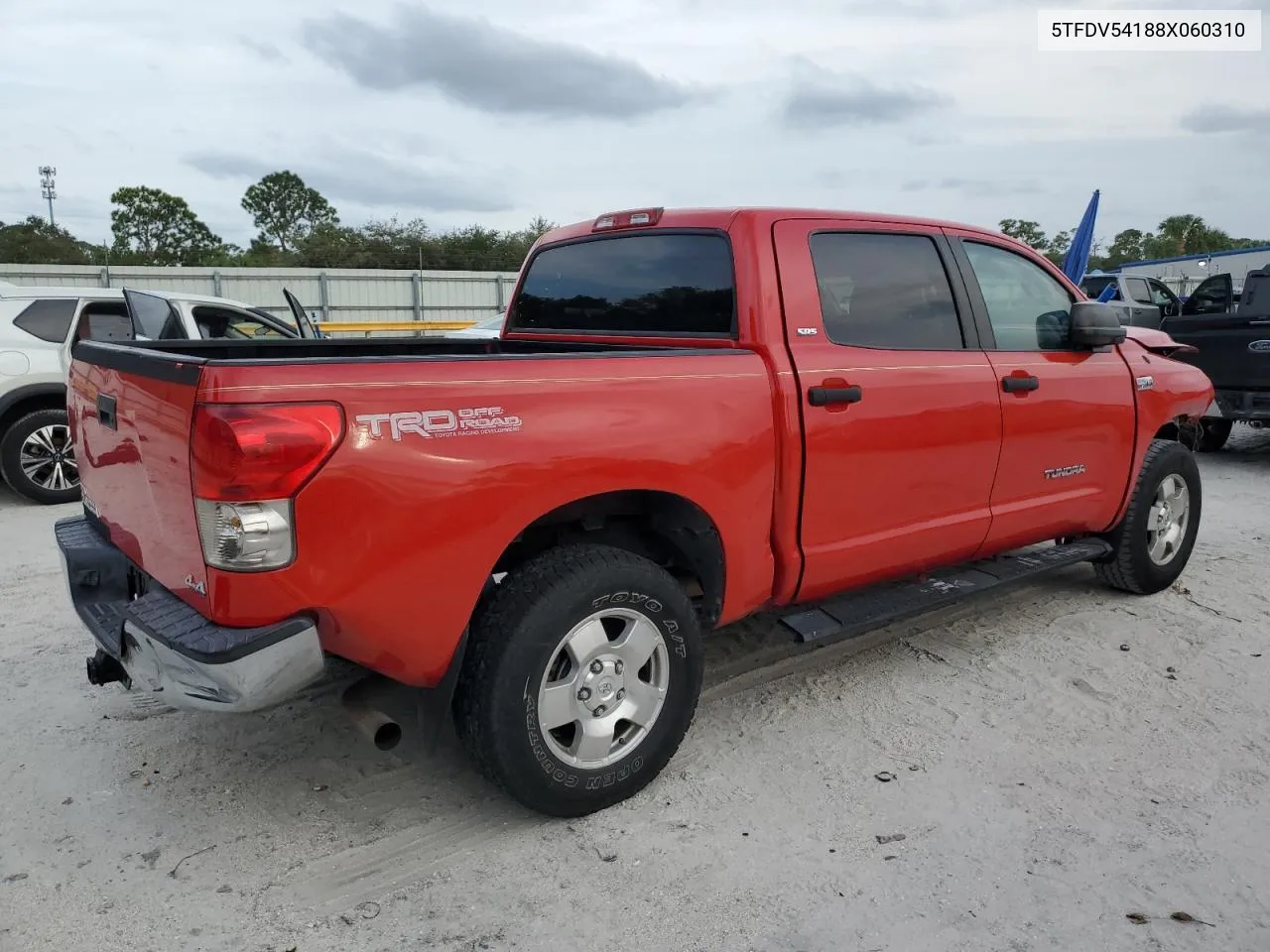 2008 Toyota Tundra Crewmax VIN: 5TFDV54188X060310 Lot: 75407974