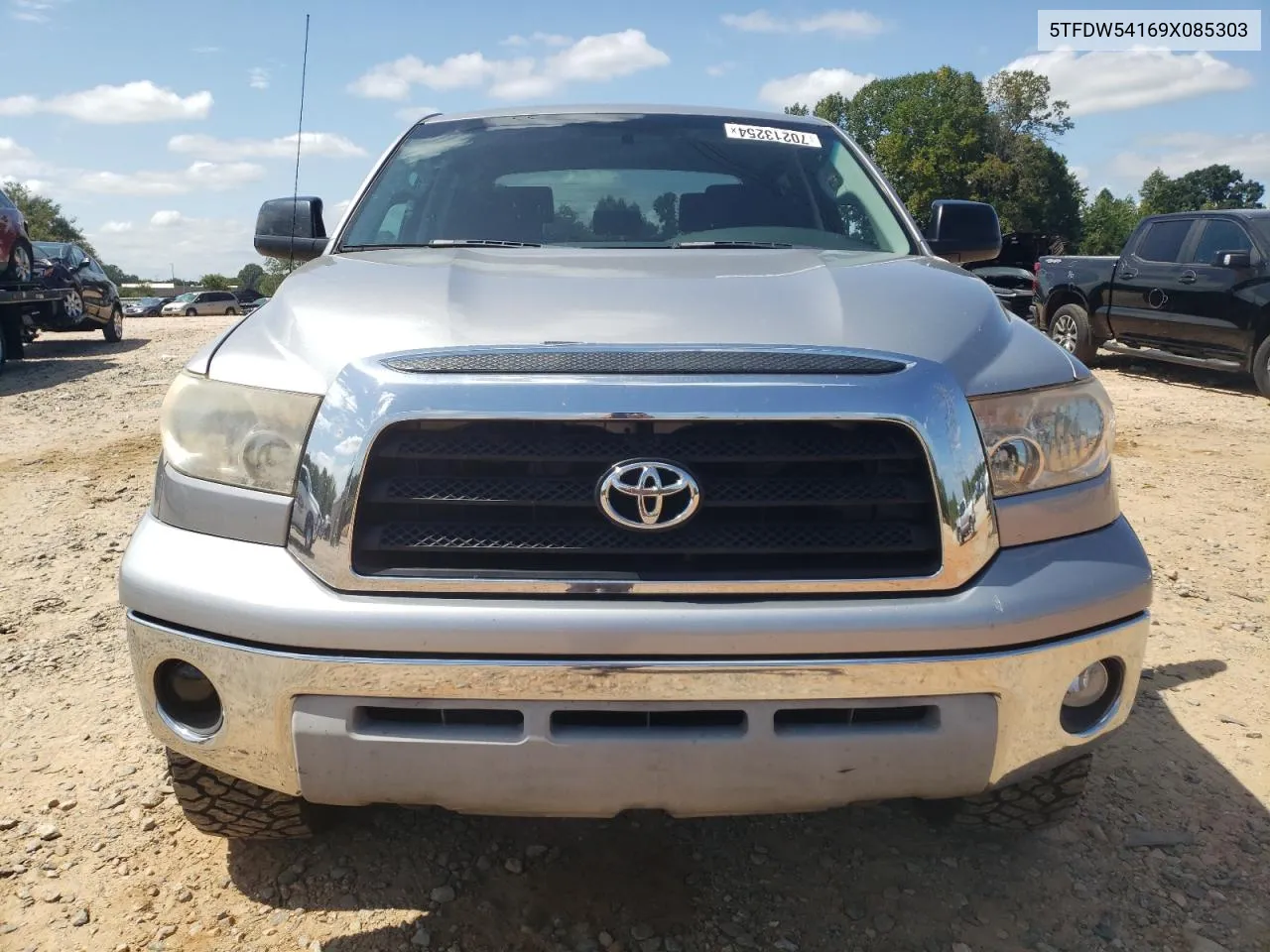 2009 Toyota Tundra Crewmax VIN: 5TFDW54169X085303 Lot: 70213254