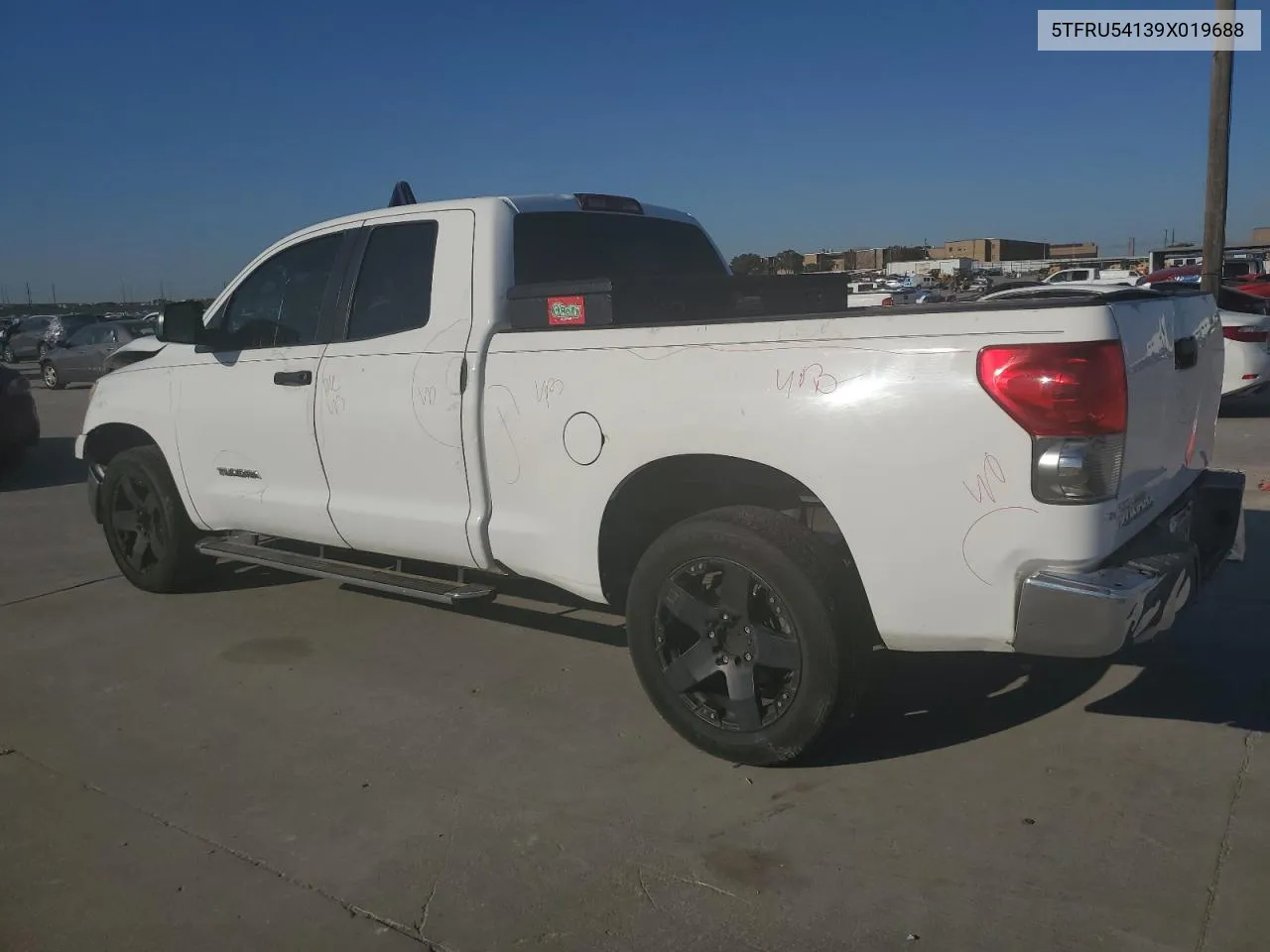 2009 Toyota Tundra Double Cab VIN: 5TFRU54139X019688 Lot: 74286184