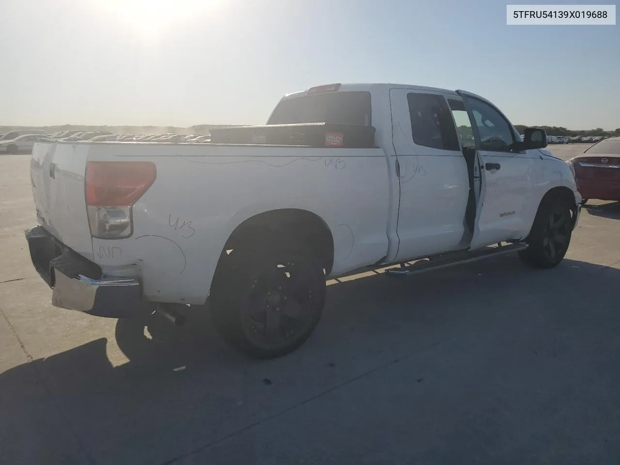 2009 Toyota Tundra Double Cab VIN: 5TFRU54139X019688 Lot: 74286184