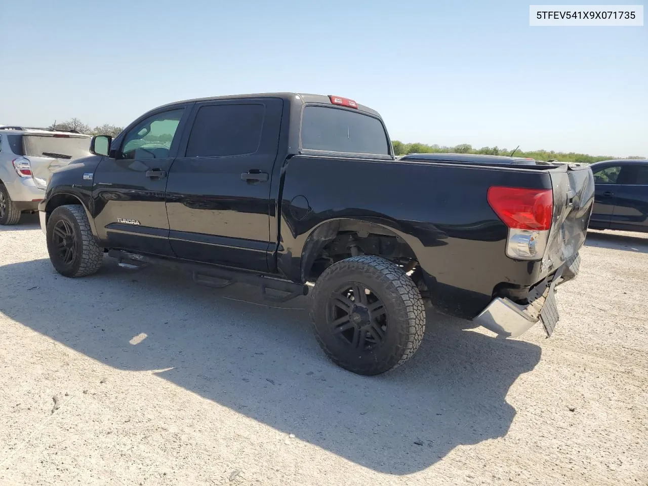 2009 Toyota Tundra Crewmax VIN: 5TFEV541X9X071735 Lot: 75340744