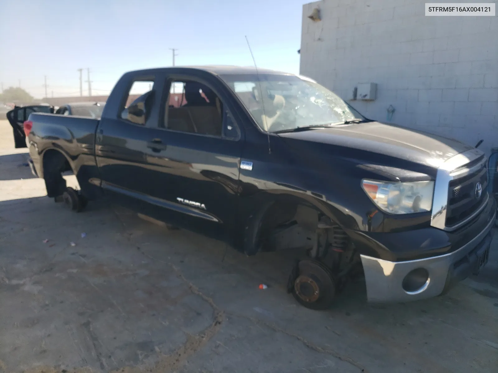 2010 Toyota Tundra Double Cab Sr5 VIN: 5TFRM5F16AX004121 Lot: 65239974