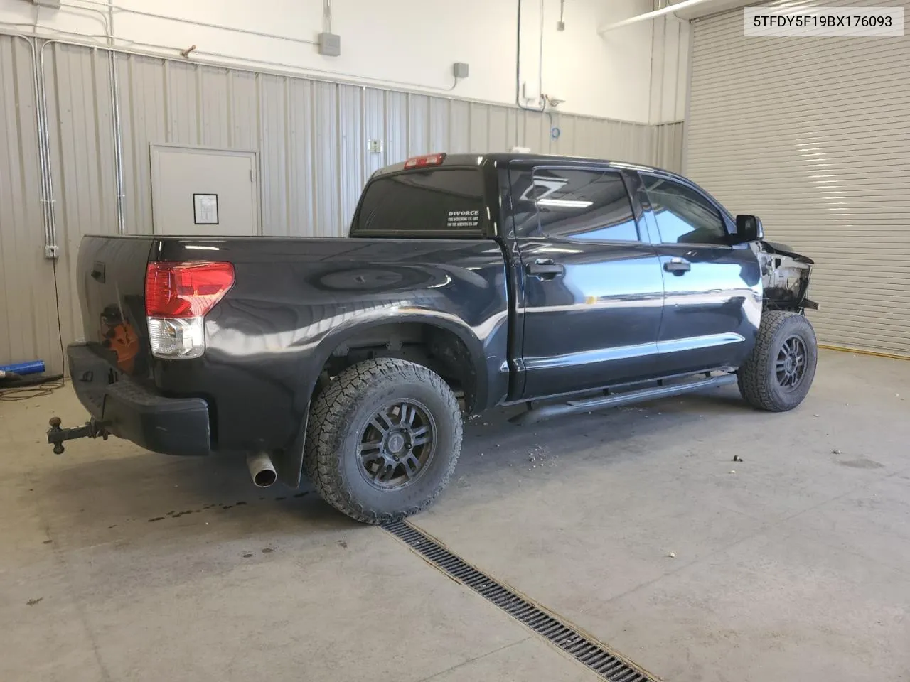 2011 Toyota Tundra Crewmax Sr5 VIN: 5TFDY5F19BX176093 Lot: 73559264