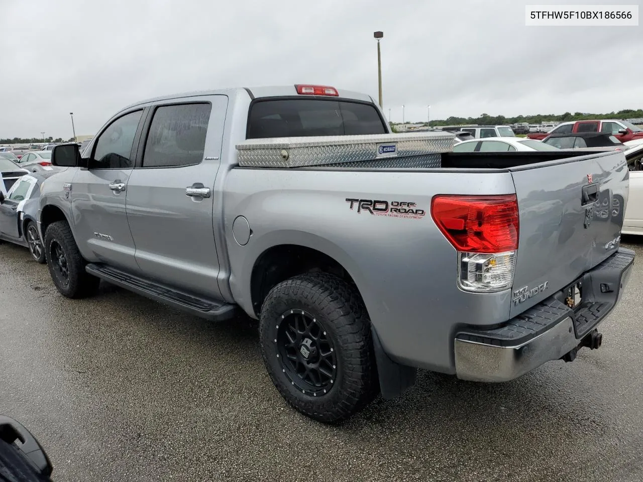 2011 Toyota Tundra Crewmax Limited VIN: 5TFHW5F10BX186566 Lot: 74668304