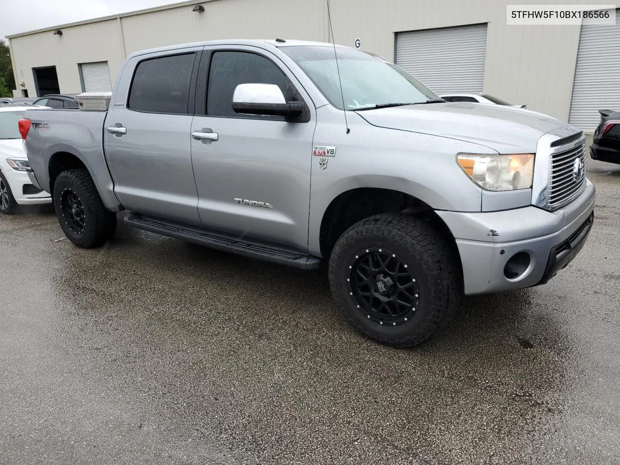 2011 Toyota Tundra Crewmax Limited VIN: 5TFHW5F10BX186566 Lot: 74668304