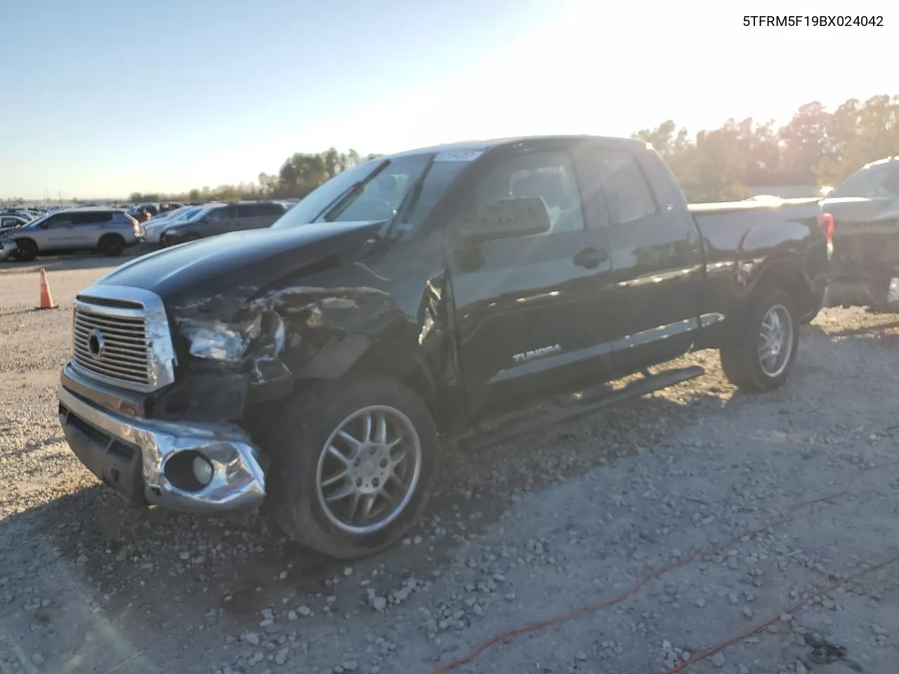 2011 Toyota Tundra Double Cab Sr5 VIN: 5TFRM5F19BX024042 Lot: 82594353