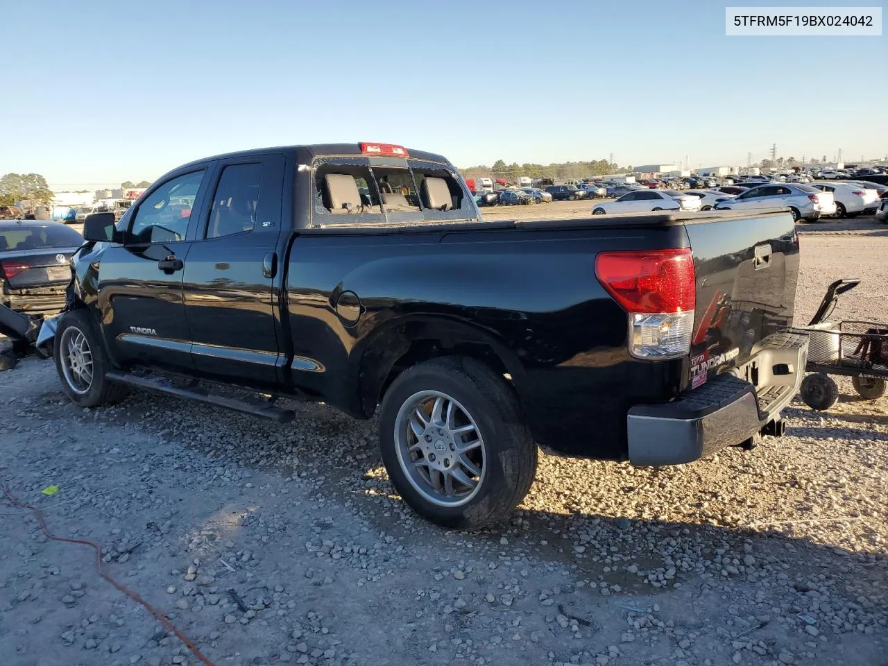 2011 Toyota Tundra Double Cab Sr5 VIN: 5TFRM5F19BX024042 Lot: 82594353