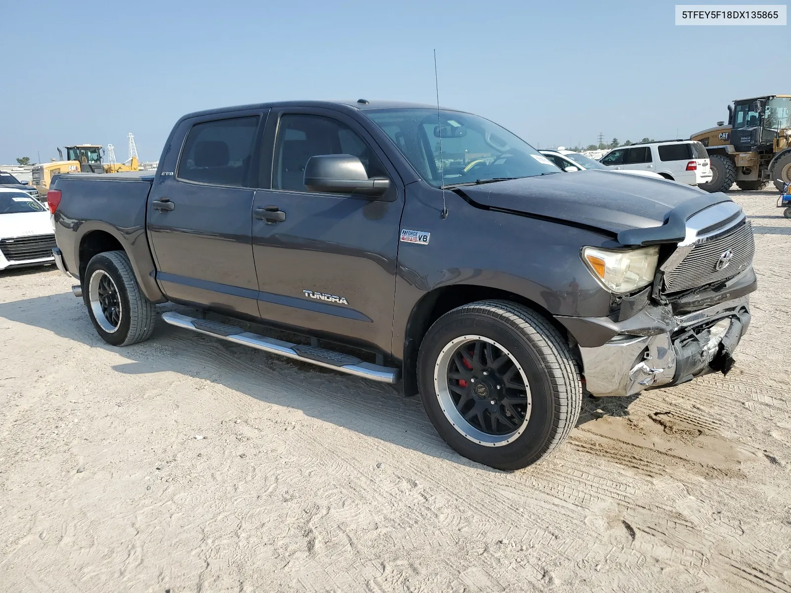 2013 Toyota Tundra Crewmax Sr5 VIN: 5TFEY5F18DX135865 Lot: 68560054