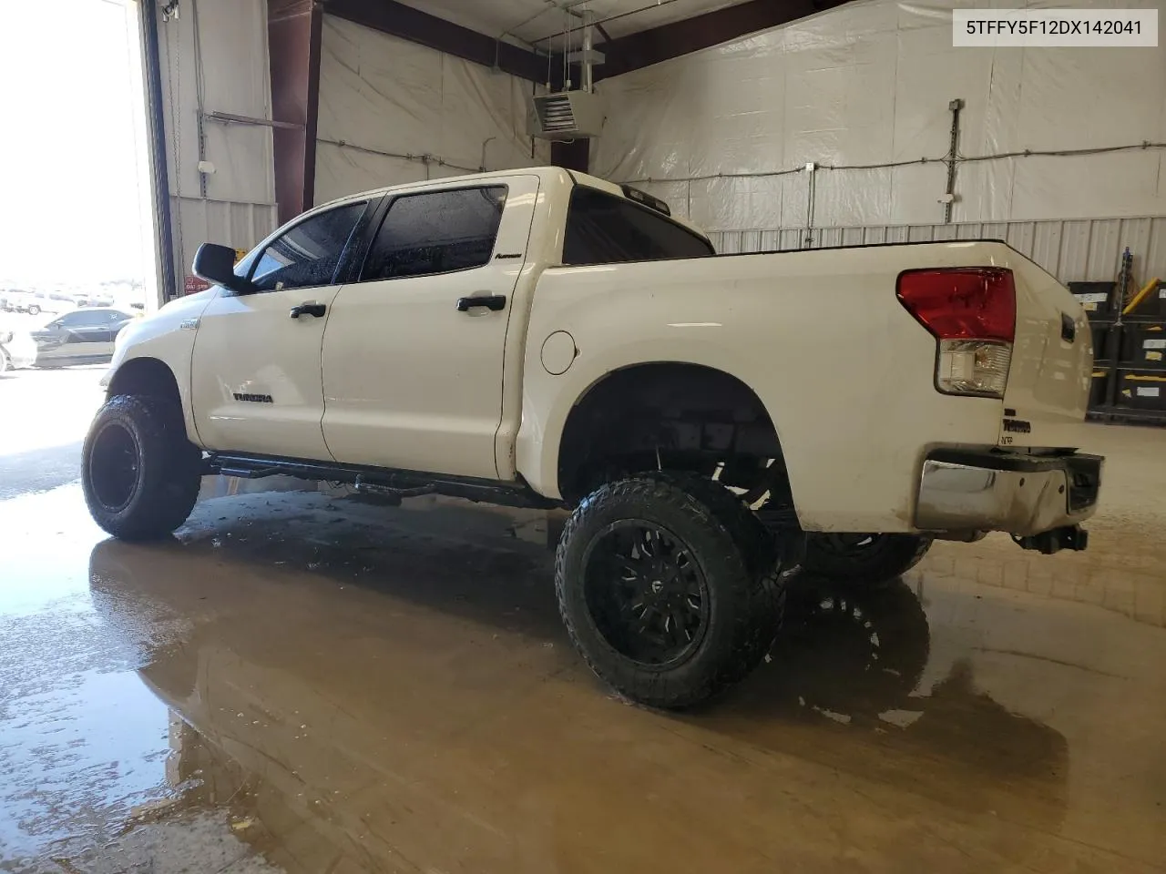 2013 Toyota Tundra Crewmax Limited VIN: 5TFFY5F12DX142041 Lot: 76142964