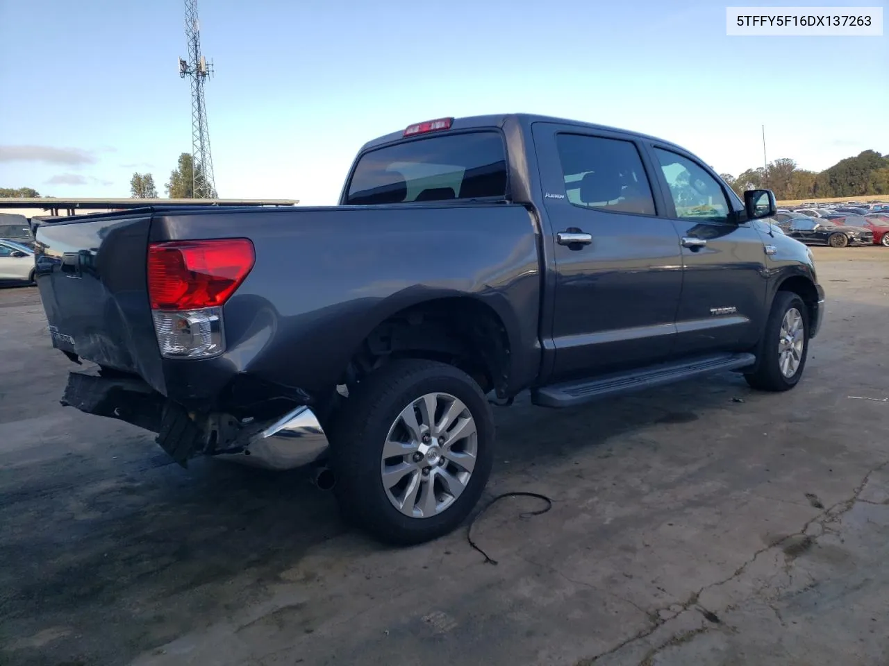 2013 Toyota Tundra Crewmax Limited VIN: 5TFFY5F16DX137263 Lot: 76422424