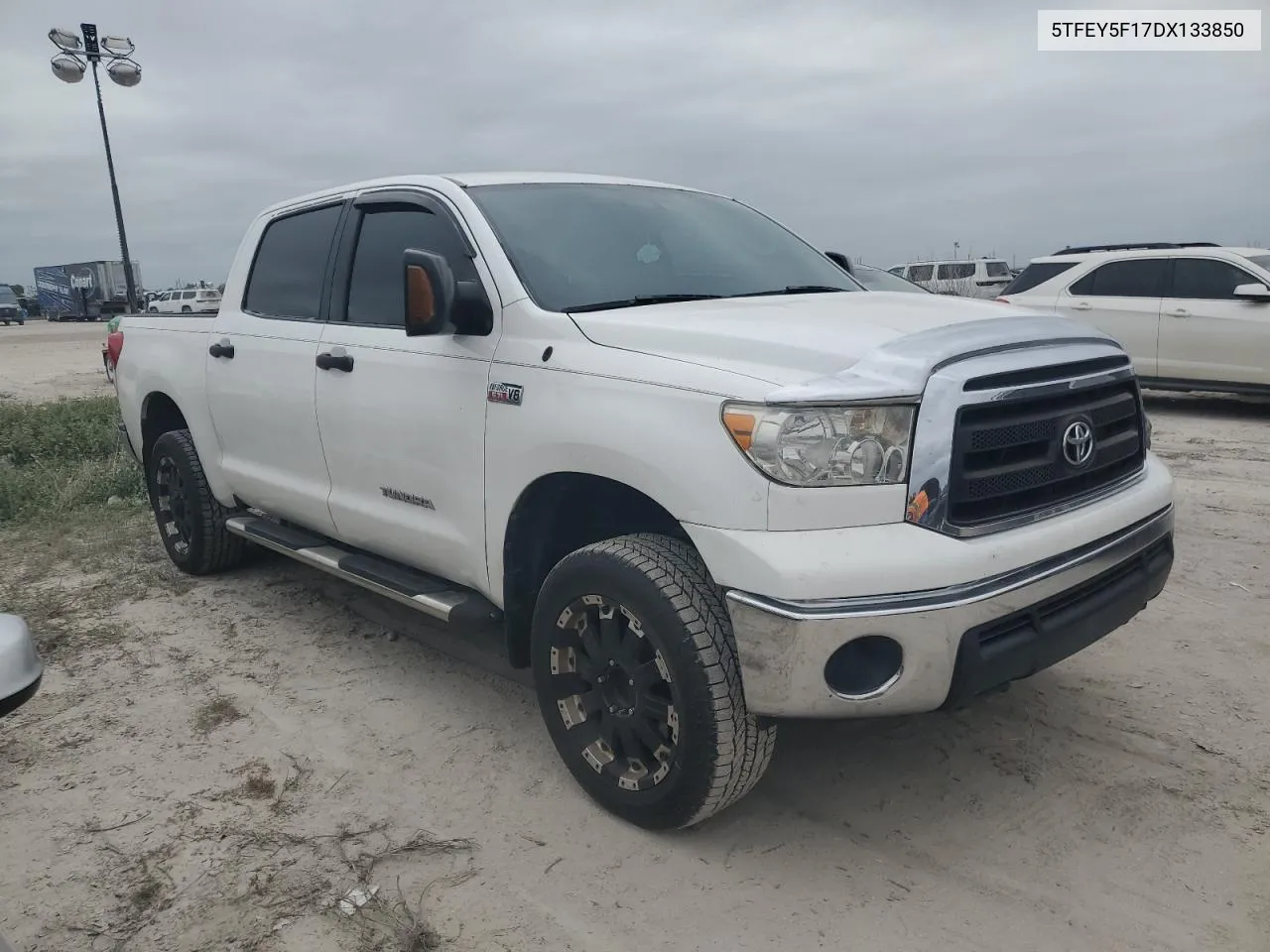 2013 Toyota Tundra Crewmax Sr5 VIN: 5TFEY5F17DX133850 Lot: 76492974