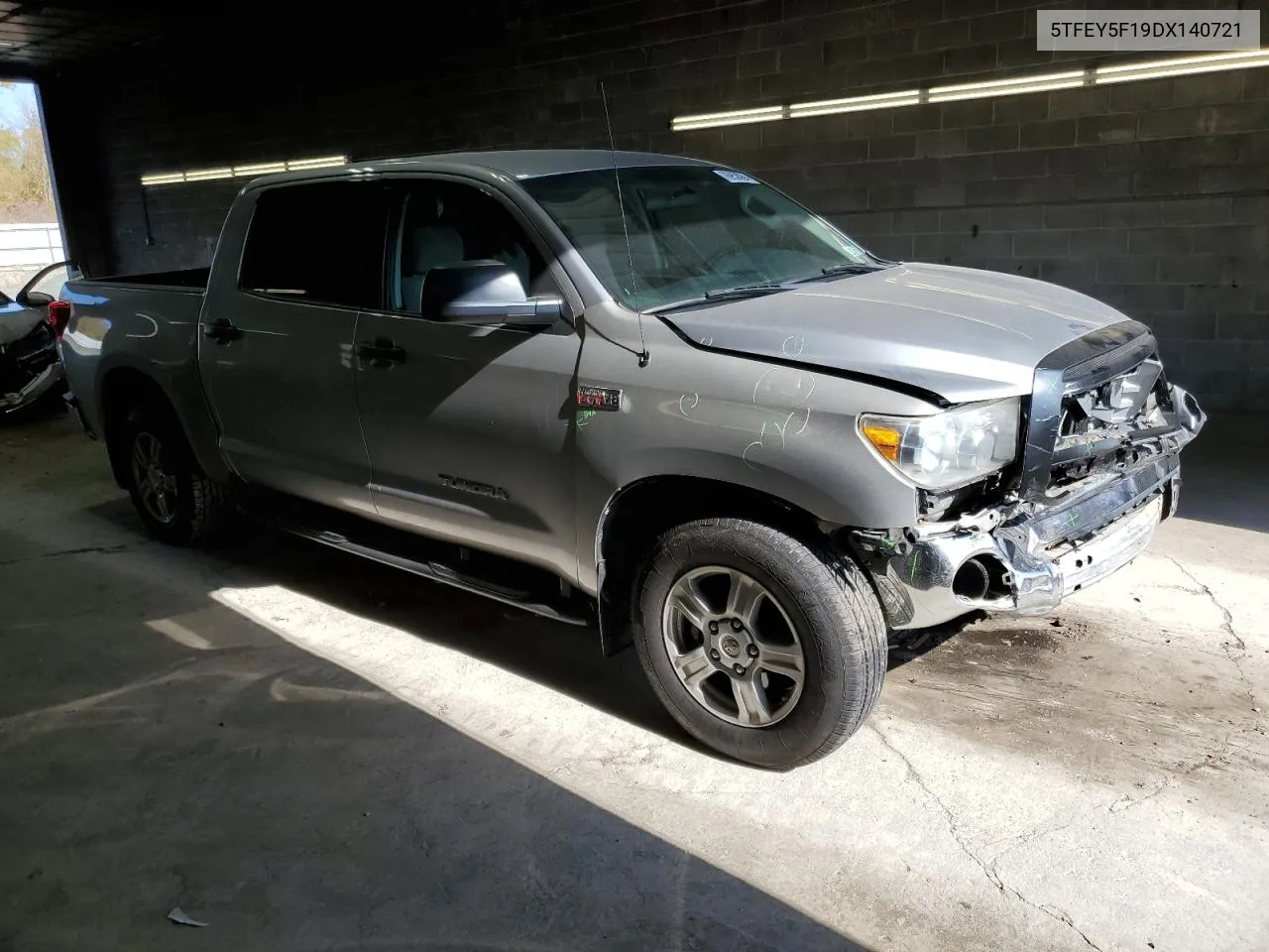 2013 Toyota Tundra Crewmax Sr5 VIN: 5TFEY5F19DX140721 Lot: 76953064