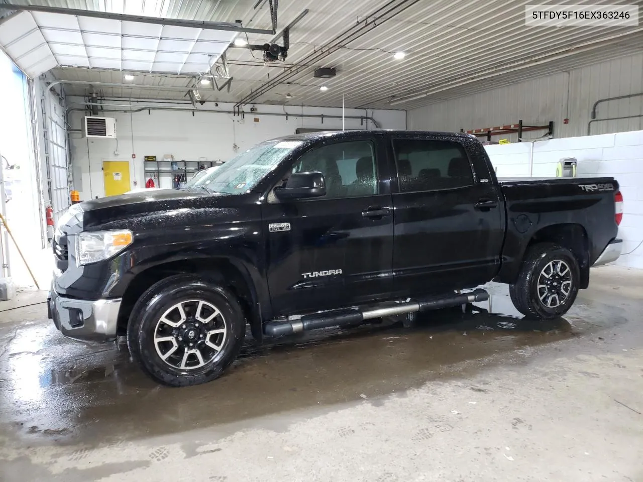 2014 Toyota Tundra Crewmax Sr5 VIN: 5TFDY5F16EX363246 Lot: 72261734