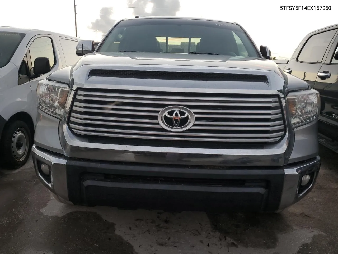 5TFSY5F14EX157950 2014 Toyota Tundra Double Cab Limited