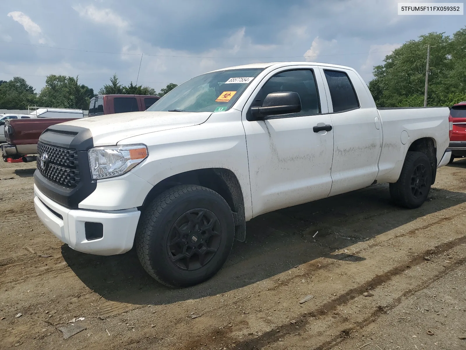 5TFUM5F11FX059352 2015 Toyota Tundra Double Cab Sr