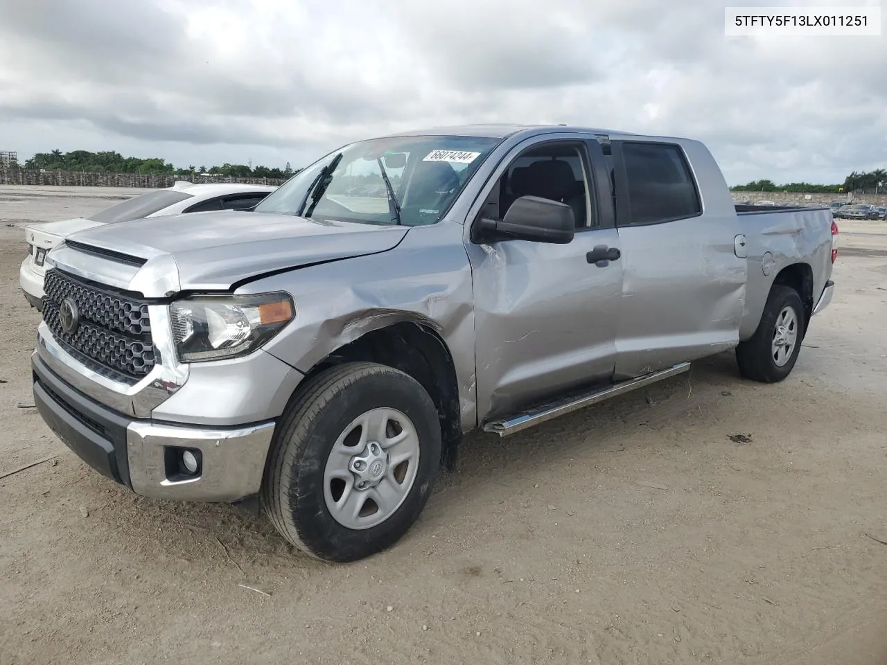 5TFTY5F13LX011251 2016 Toyota Tundra Double Cab Sr