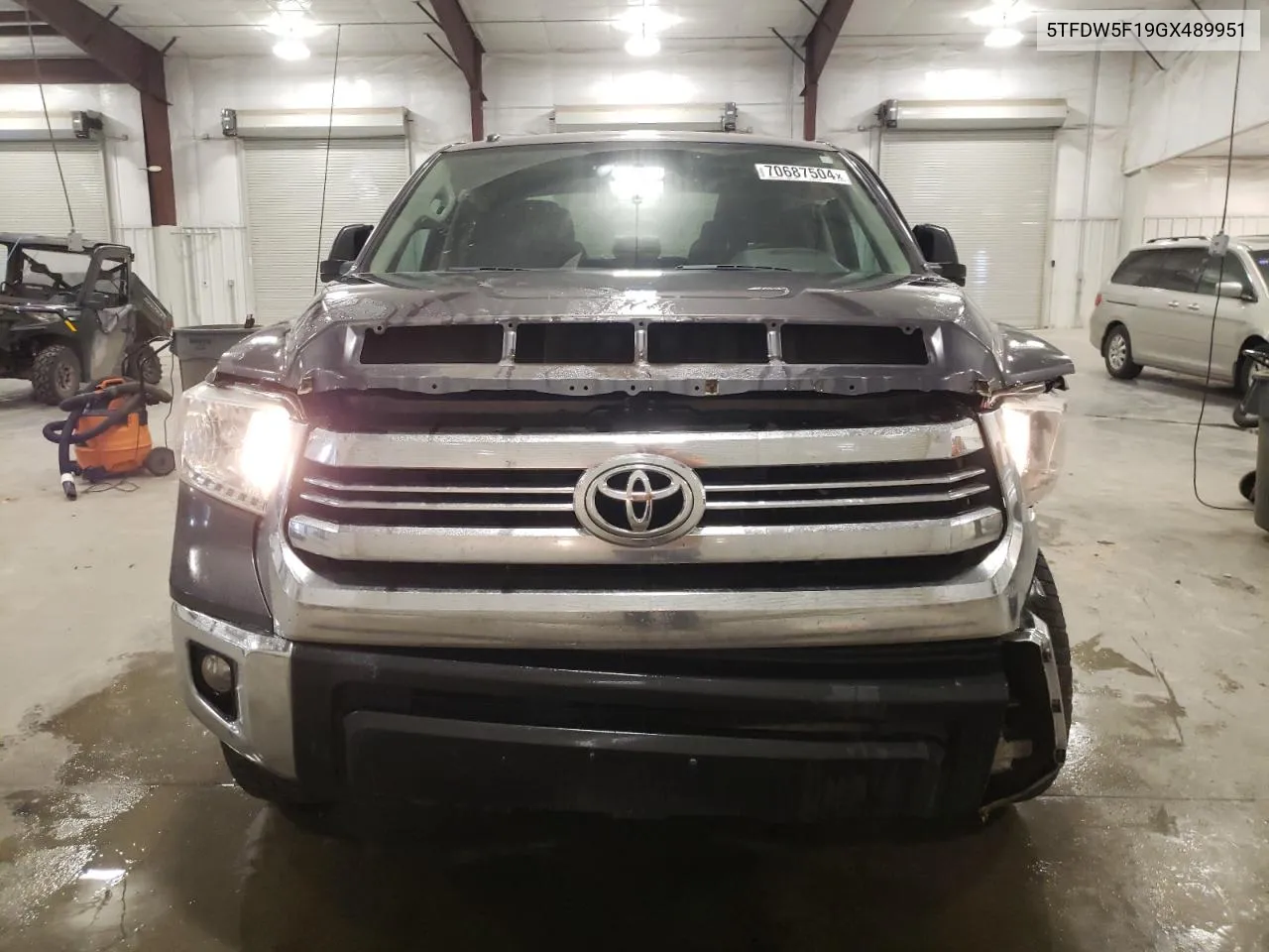 5TFDW5F19GX489951 2016 Toyota Tundra Crewmax Sr5