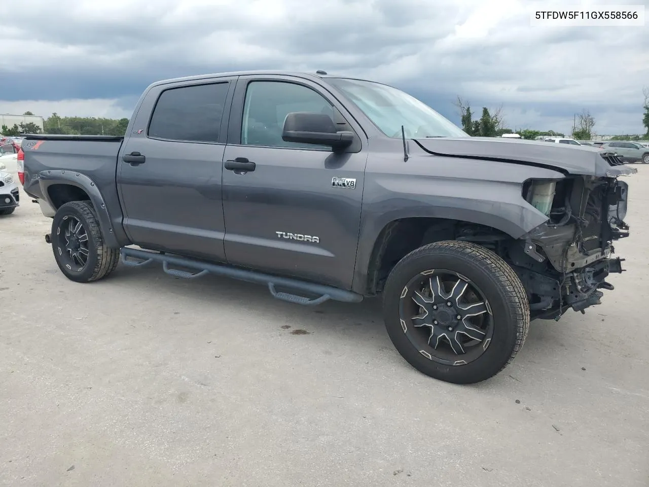 5TFDW5F11GX558566 2016 Toyota Tundra Crewmax Sr5