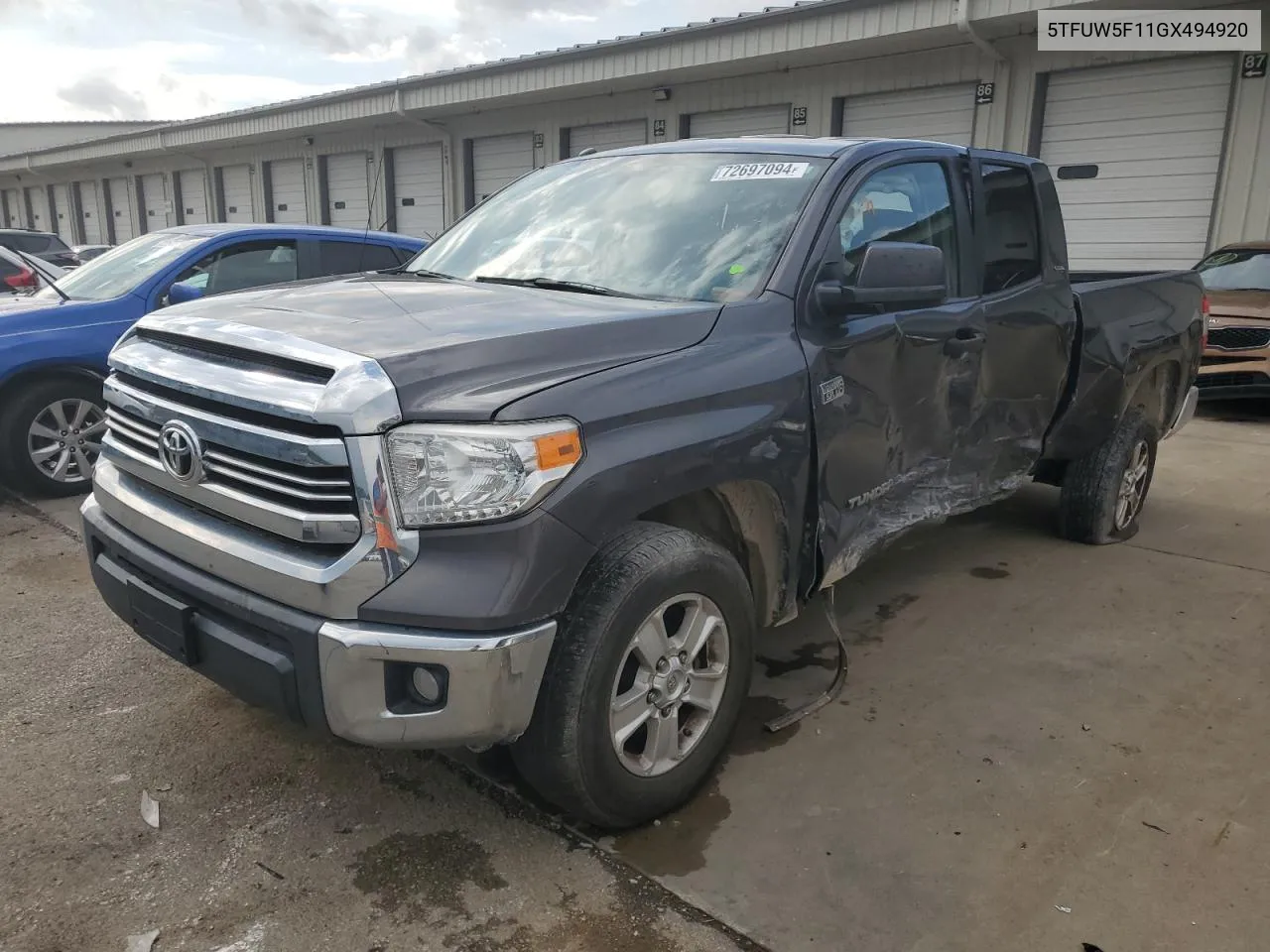 5TFUW5F11GX494920 2016 Toyota Tundra Double Cab Sr