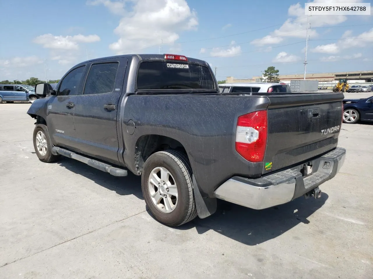 2017 Toyota Tundra Crewmax Sr5 VIN: 5TFDY5F17HX642788 Lot: 66169804